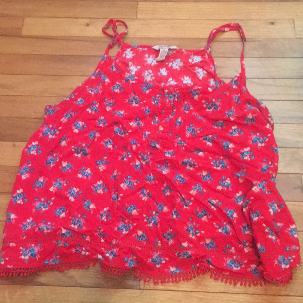 Pretty red and blue floral Arizona brand tank top